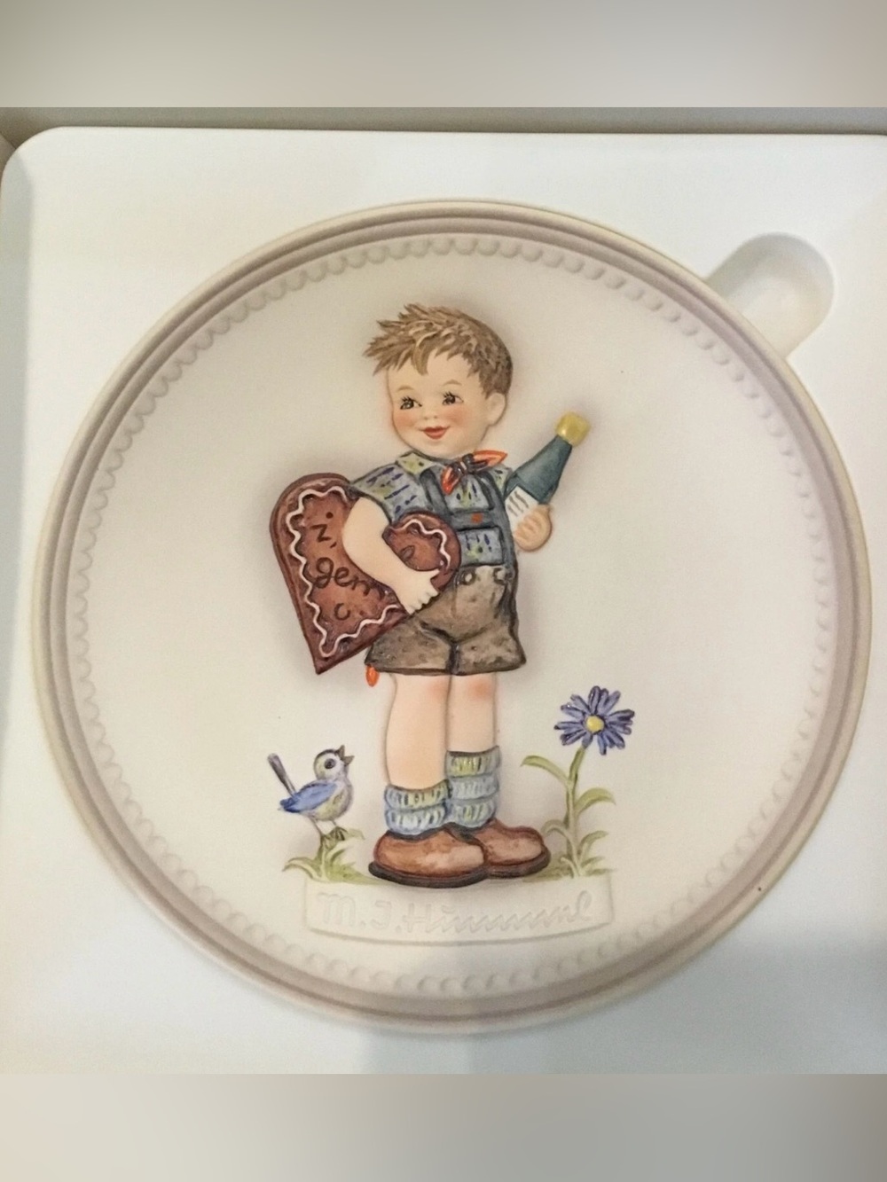 1987 HUM 737 Valentine Joy Second Edition Plate vintage w box